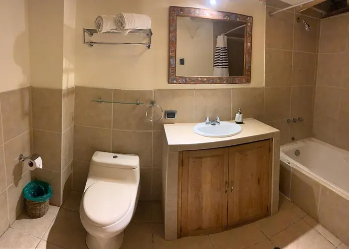 Hostal Gaia House *